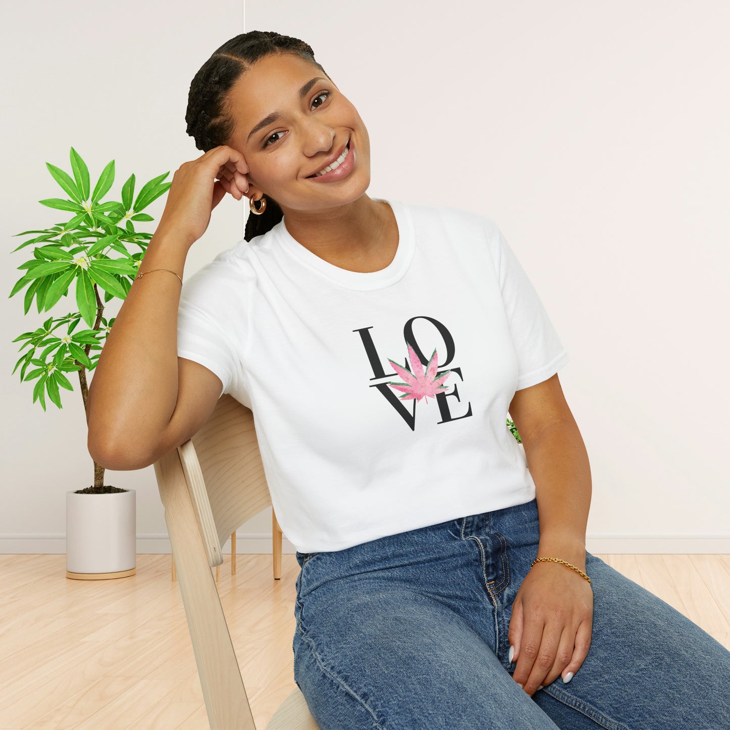 LOVE Cannabis T-Shirt Unisex Softstyle T-Shirt